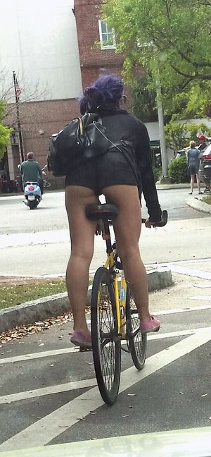 That ass is a slice of heaven.