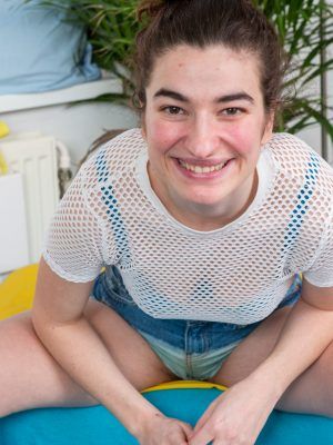 Cheery babe from Abby Winters