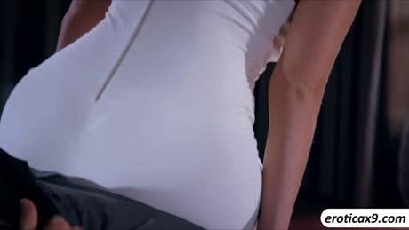 Classy babe Harley Jade erotic foreplay with a huge cock