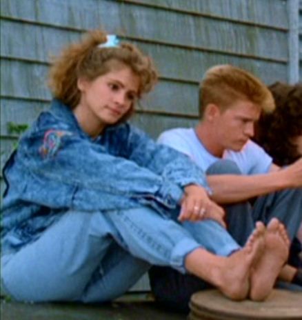 Julia Roberts' feet