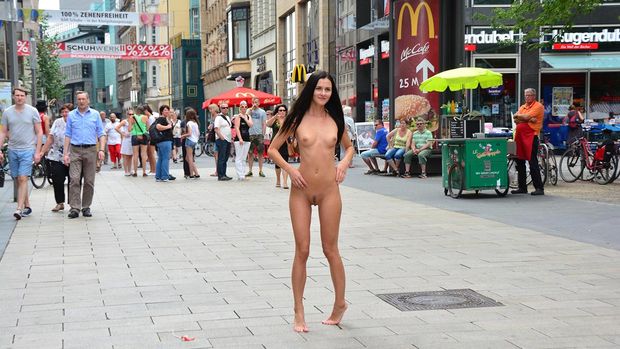 Kira Naked In Public