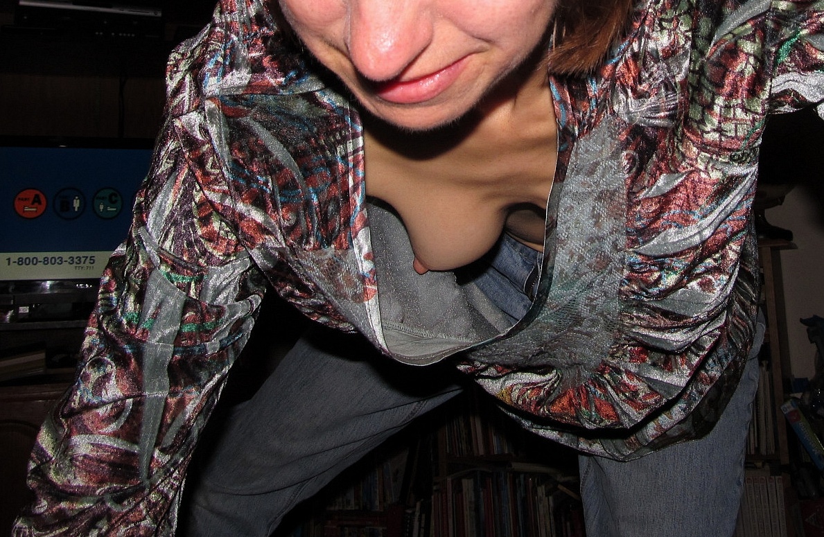 Deep Downblouse