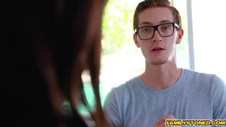 Buddy stuffed his cock on Aurora Belle