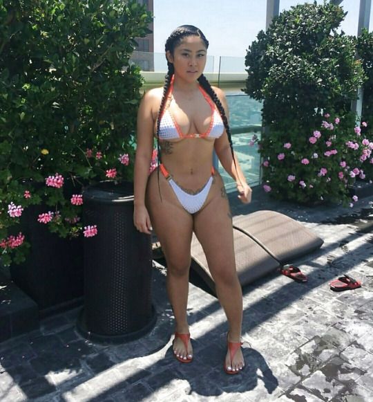 Thick Asian babe