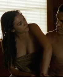 Elizabeth Olson -2/89 -5'7''- "Bollywood Movie''- Nice!