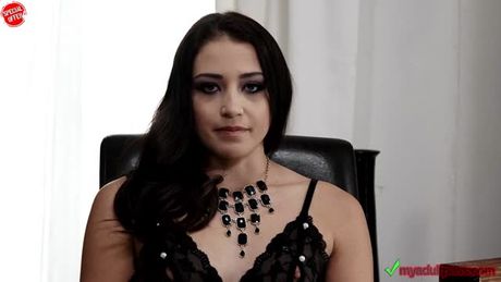 Avi Love's Tight Mouth Get Huge Cock