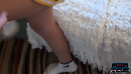 Cheerleader girlfriend oral sex and fucking on camera