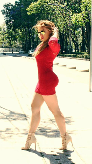 Sexy mexican model Ivette Lopez