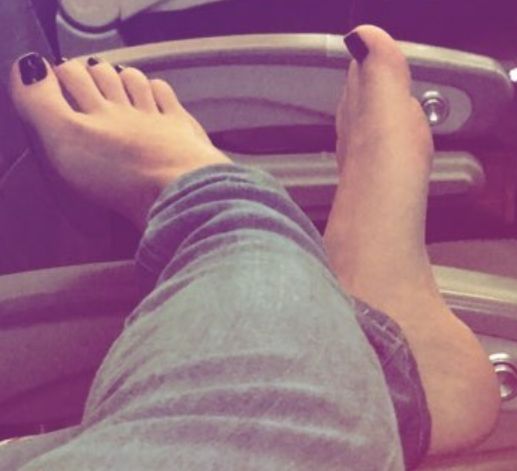 Unknown Feet 46