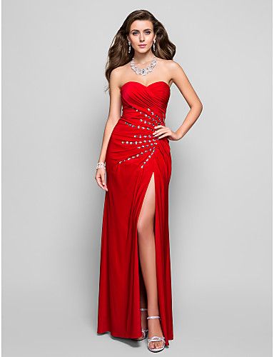 otra chamaca elegante de rojo