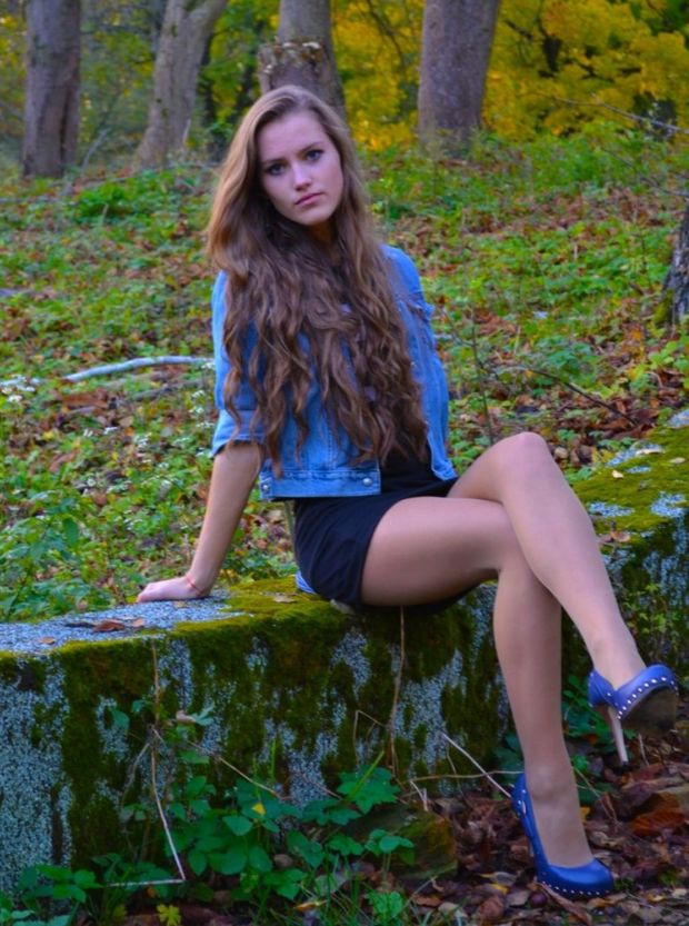 Gorgeous babe