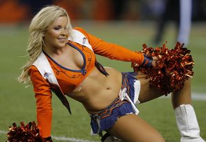 Smoking hot cheerleader