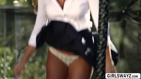 Elsa Jean and her BFF Karlee Grey had their adventure. Karlee pulls Elsa out of class and they sneak away to enjoy an afternoon.