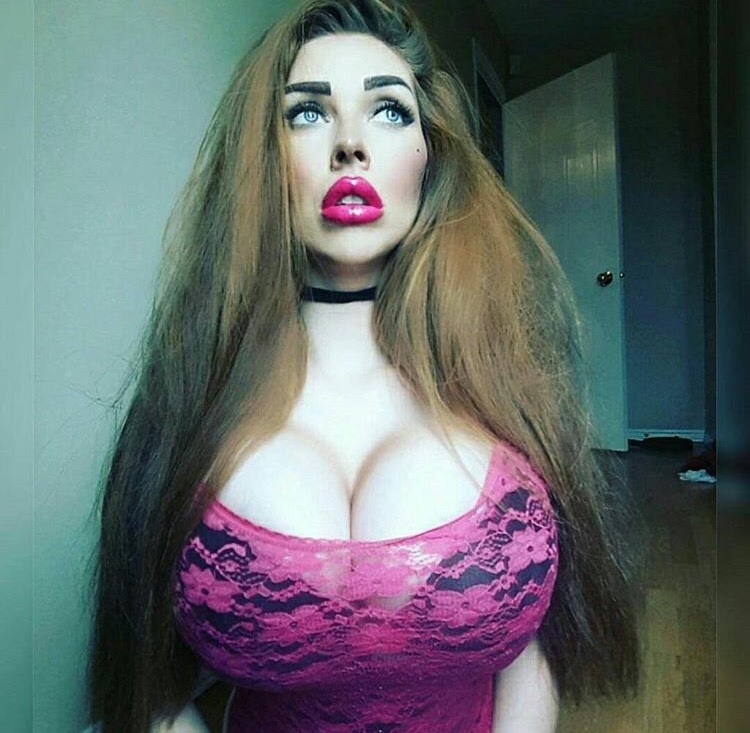 Goth Bimbo