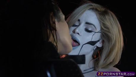 Power Ranger chick seduce a hot robotic humanoids pussy