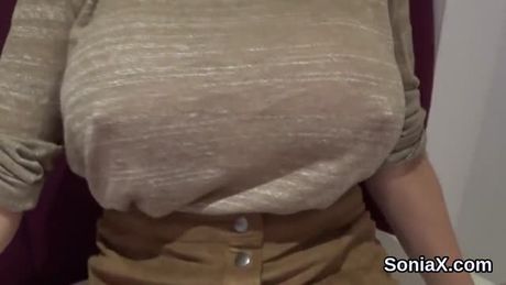 Cheating british milf lady sonia shows her heavy titties