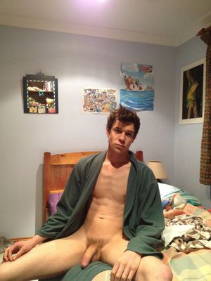 naked guy roommate