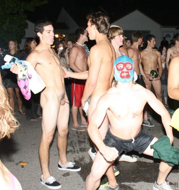 outdoor CFNM party