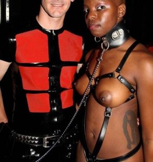 Love her chimp tattoo