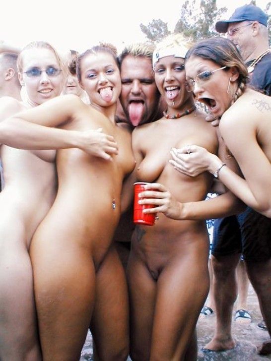 These chicks know how to party.