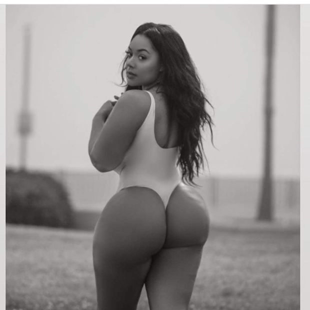 Sexy babe!
