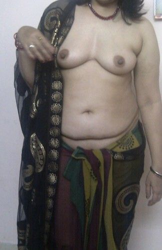 indian mature housewife nude boobs nipple