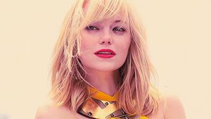 Emma Stone - Deep Wet Kisses!