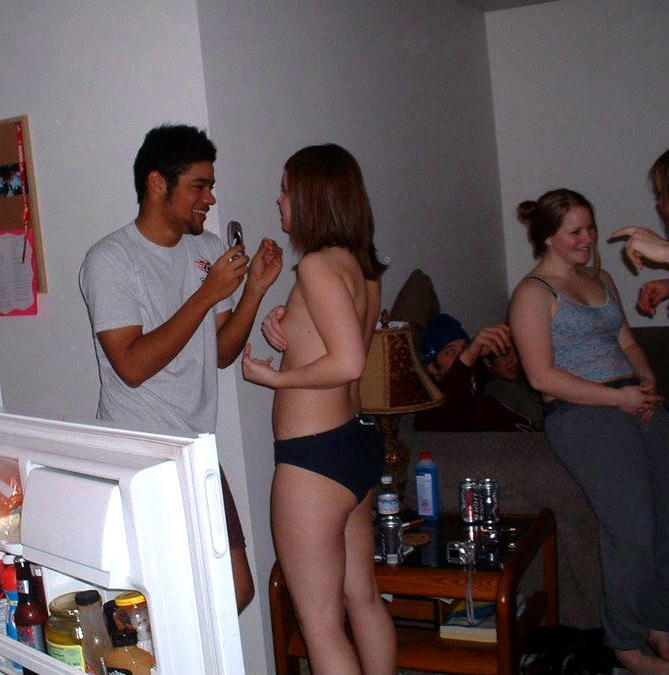 Only One Naked 3