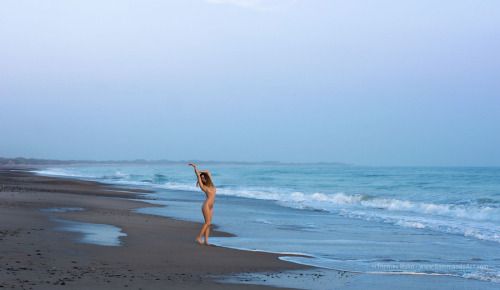 500pxpopularnude:

Pastel Beach… (TH2014-1341) by tholm , via...