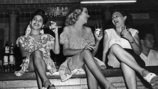 bar frolics