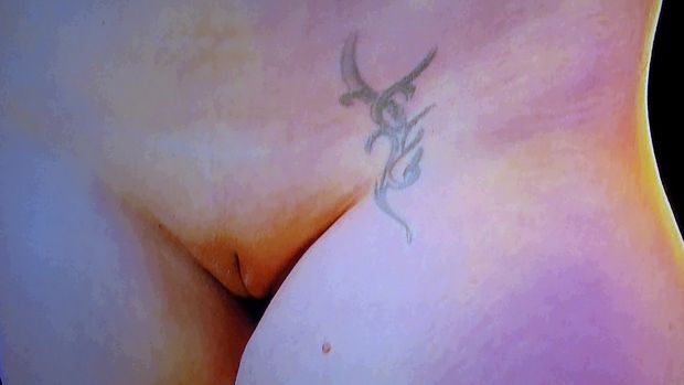 MILF show here pussy in public *roentgen01*