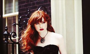 Karen Gillan -11/87 -5'11''- Tall British Beauty....Kisses!