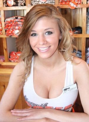Smiling Hooters waitress