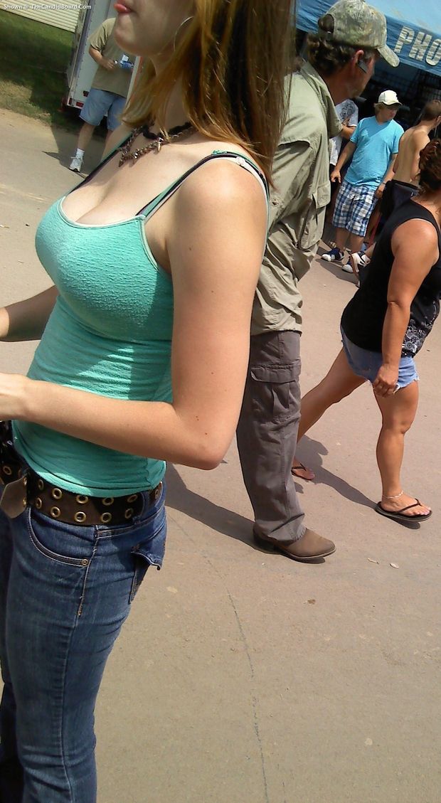 Amature - Cleavage