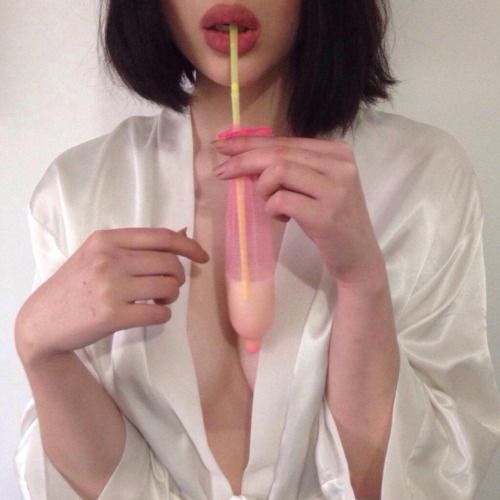 Japanese women get cum gangbangs - bukkake blog