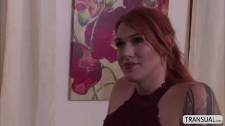 Amazing babe Mercedes befriends Tgirl Aspen. Aspen is touchy to this horny babe. Mercedes sucks her dick then Aspen bangs her pussy.