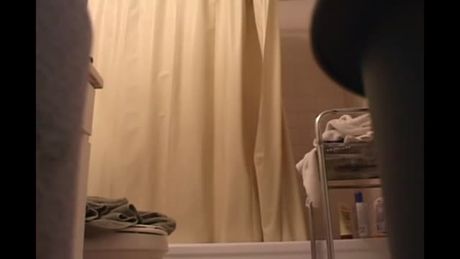 spying my gorgeous naked stepsister 19