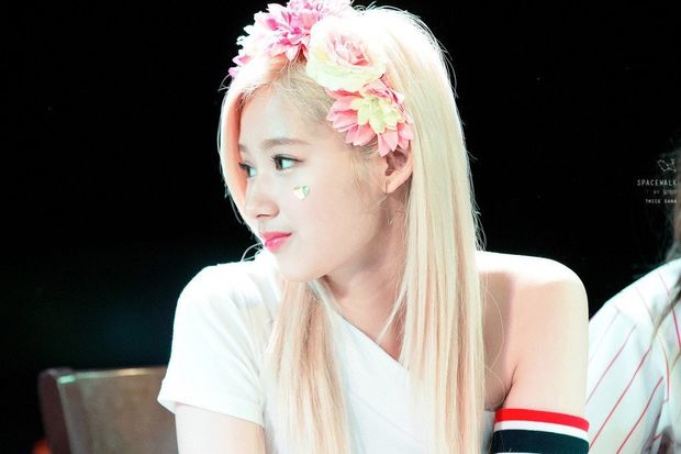 sana kpop