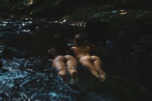 Check out my post-apocalyptic erotic webcomic:...