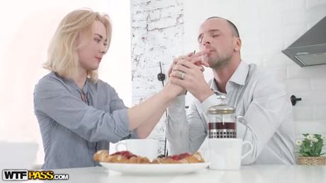 Hot Anal for a Sexy Stranger