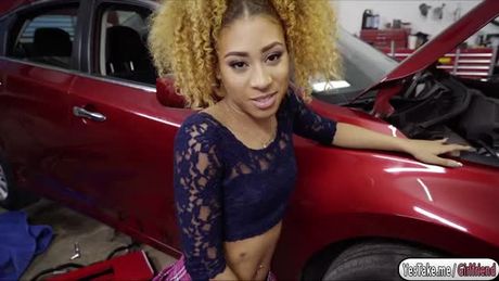 Ebony gf Kendall Woods fucking the mechanic guy for discount