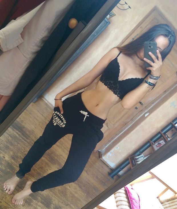 selfie slim body
