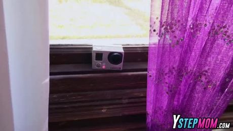 Horny son fucks his hot stepmom on the couch