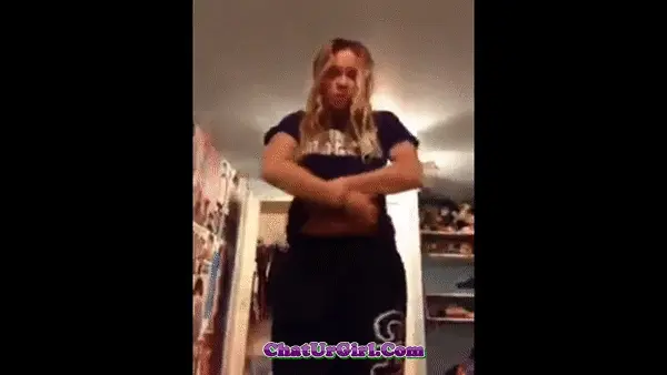 Hot babe boobs Flash