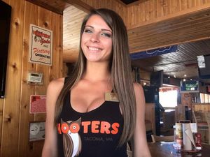 Olivia's Hooters
