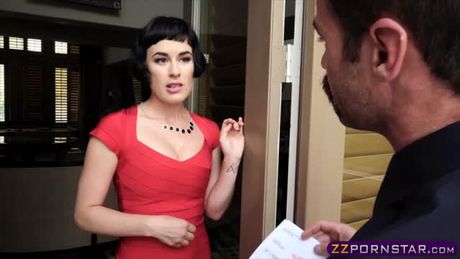 Trophy wife sucks and fucks the dept collector