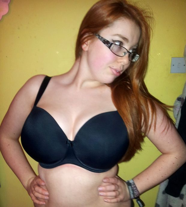 Sexy teen .