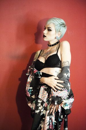 Iza Vile - Jan 10, 2016 Nekenivel Photo