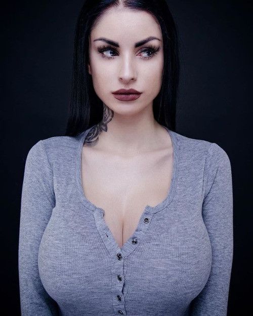 Gothic beaut
