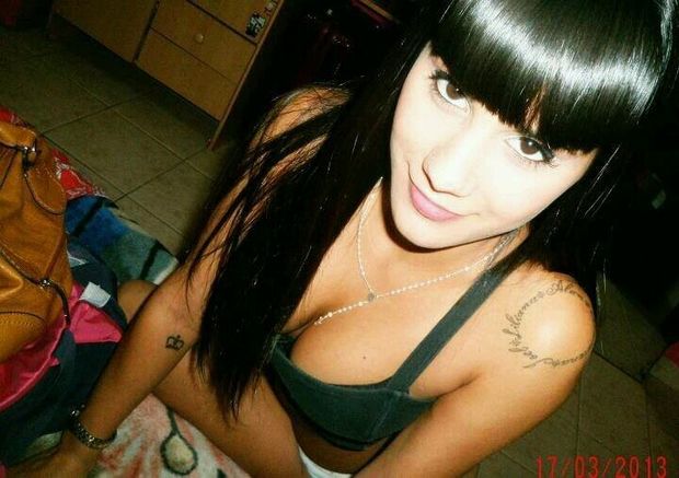 Hermosa morocha que me cojeria!!!